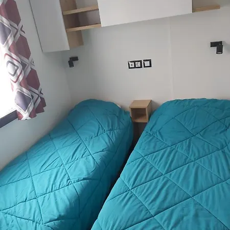 Mobilhome De Virginie, 6 Personnes A Contis Saint-Julien-en-Born
