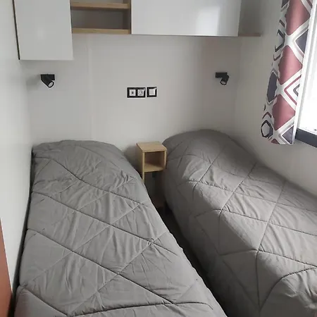 Mobilhome De Virginie, 6 Personnes A Contis * Saint-Julien-en-Born